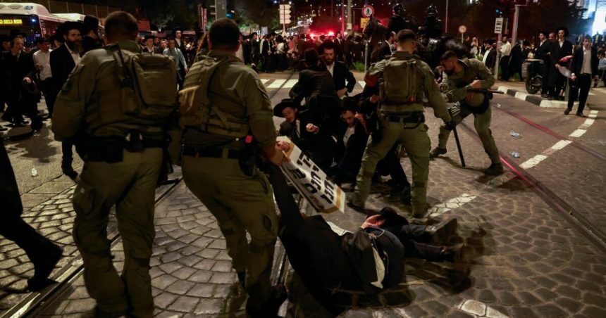 Hamas Accuses Netanyahu of Sacrificing Hostages