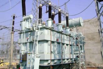 Electricity transformer