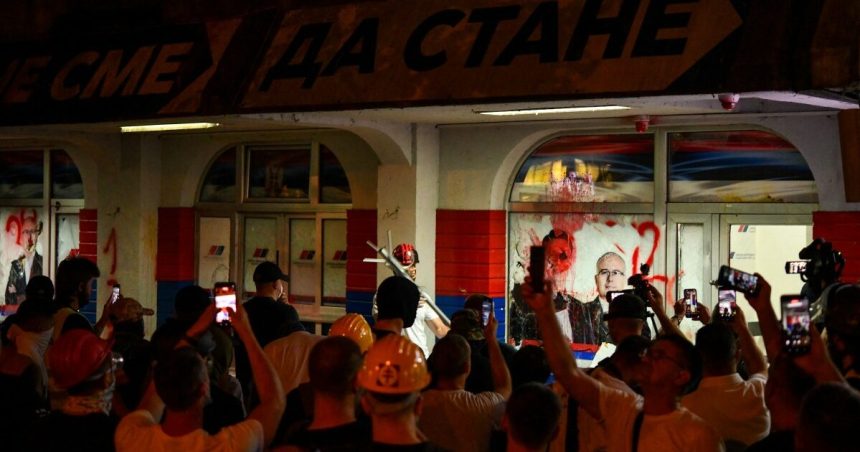 Violent Clashes in Anti-Government Protests