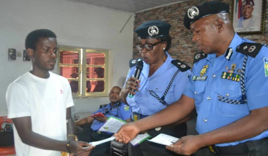 Anambra Police Give ₦59M to Fallen Officers' Families