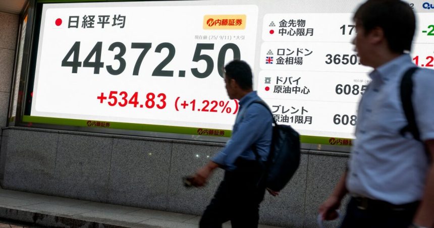 European & Asian Stocks Rise