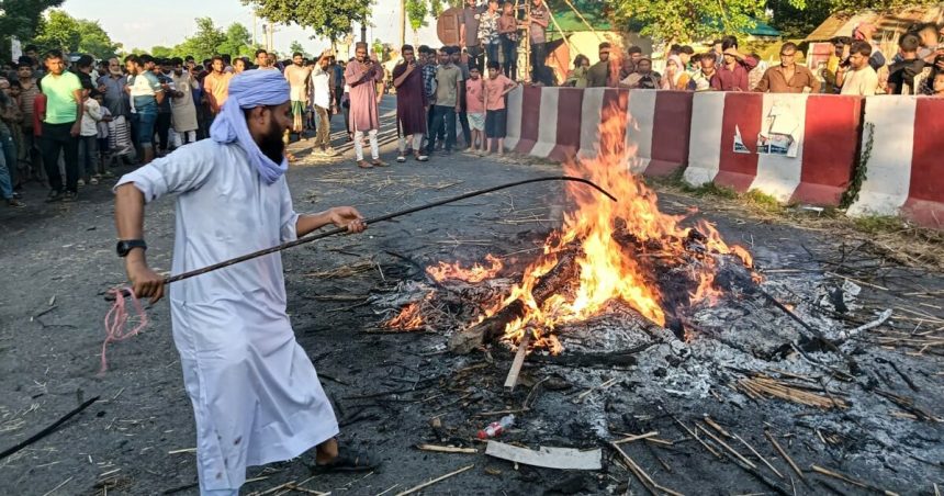 Police Manhunt After Cleric's Grave Desecra