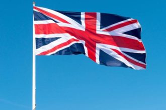 flag_(2)_5155329-1674563025491.jpg–the_union_flag_flying_365_days_a_year_in_ballymoney_will_create__hostility____claim_